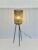 Tafellamp – lamp- industrieel – industriestijl – verlichting voor binnen – interieur – goud – zwart – metaal – lamp op 3 poten – interieurdecoratie – woonaccessoire – cadeau -…